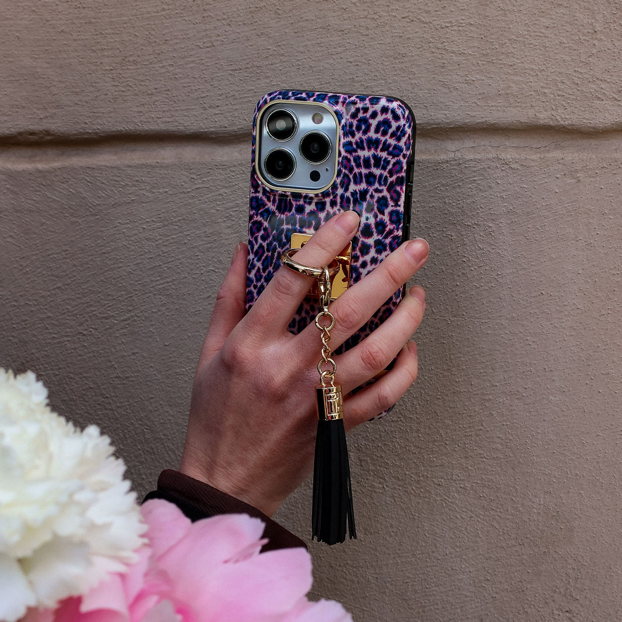 Ring Grip & Tassle - Gold